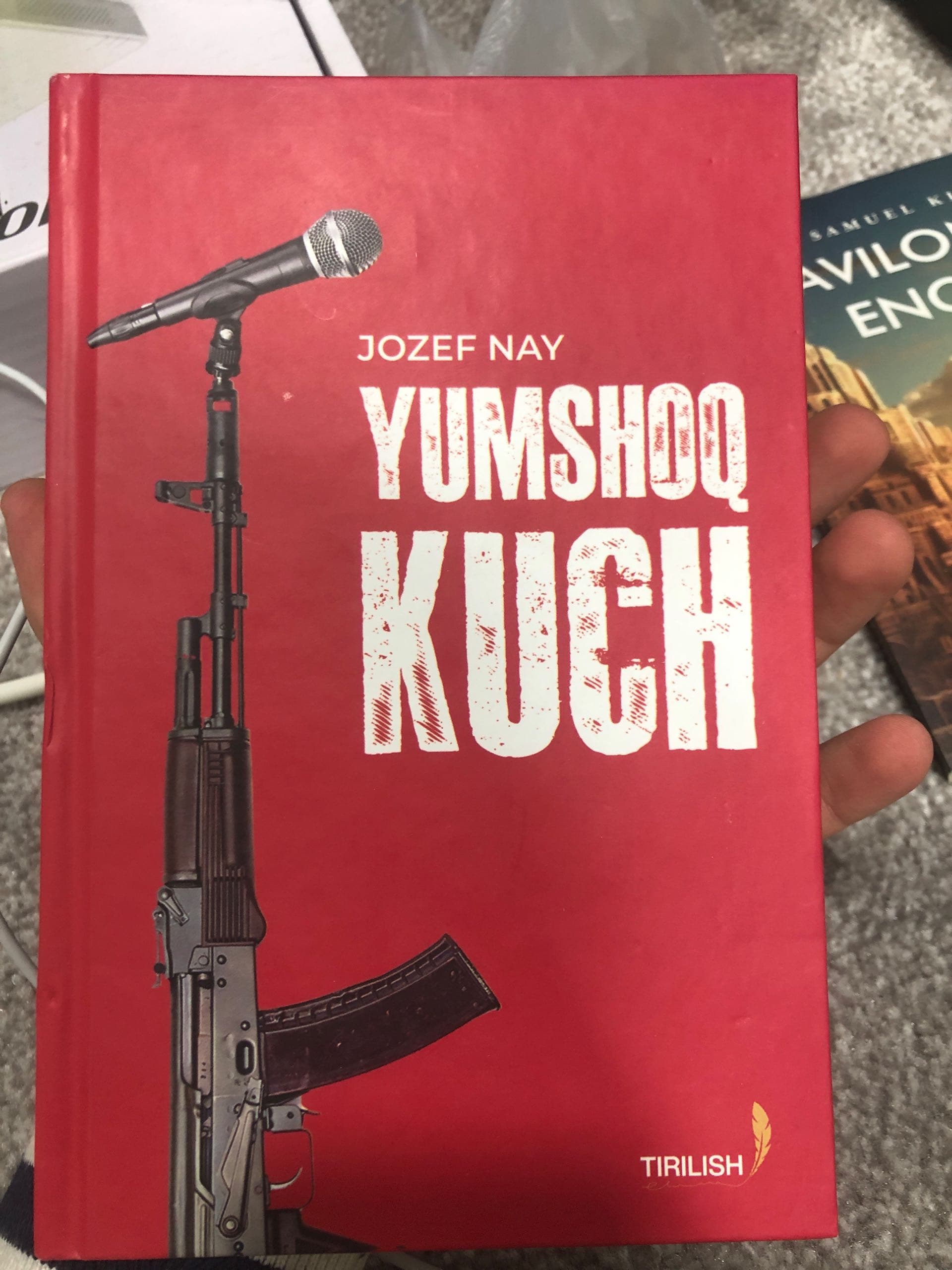 yumshoq kuch