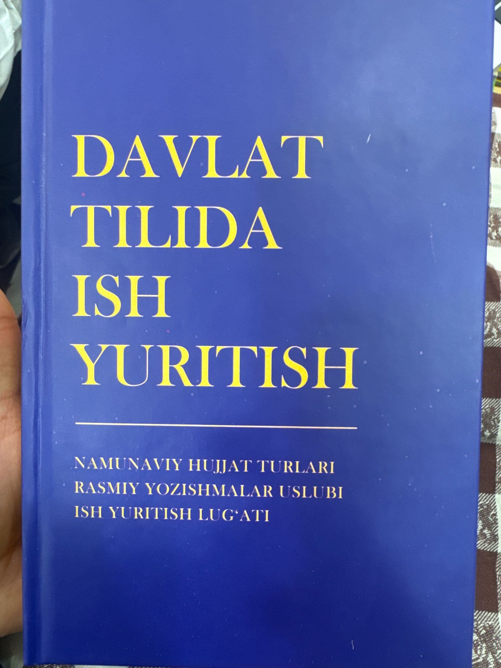 Davlat tilida ish yuritish